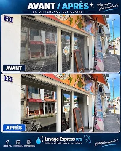 Avant / après : vitrine de commerce nettoyée par Lavage Express 972 en Martinique